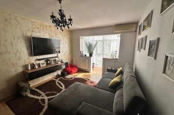 Apartament 3 camere de vanzare ROVINE - Dolj anunturi imobiliare Dolj