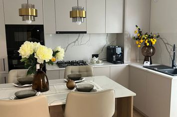 Vilă - 5 camere de vanzare RADAUTI - Suceava anunturi imobiliare Suceava