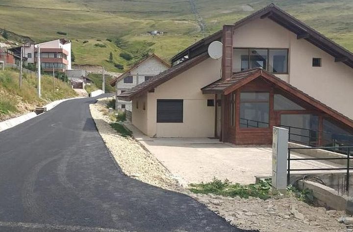 Casă - 10 camere de vanzare RANCA - Gorj anunturi imobiliare Gorj