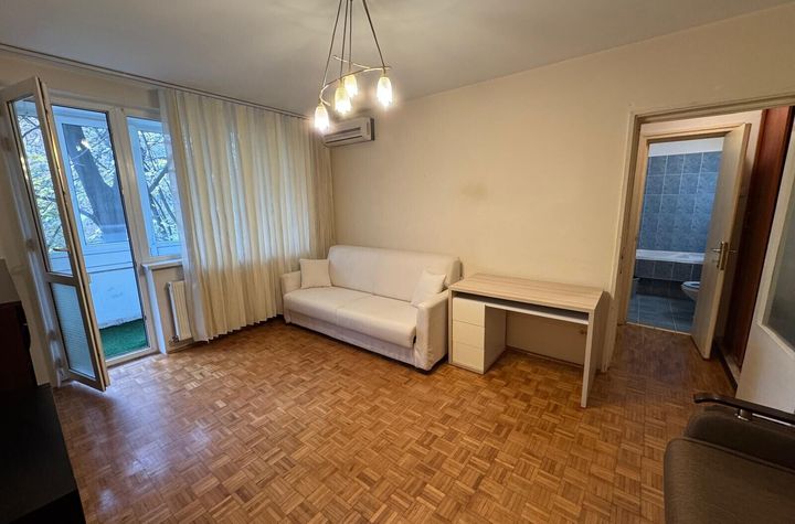 Inchiriere apartament doua camere mobilat/utilat Drumul Taberei metrou anunturi imobiliare Bucuresti