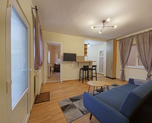 Vilă 3 cam Central, 70 mp, P+1