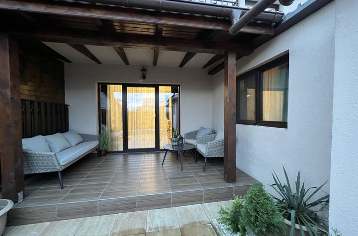Casă - 4 camere de vanzare CALEA CISNADIEI - Sibiu anunturi imobiliare Sibiu