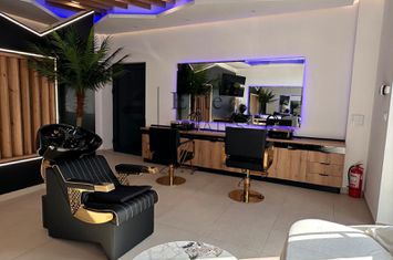 Salon Barber & Beauty Premium de inchiriat in Oradea anunturi imobiliare Bihor