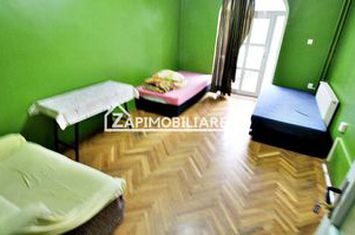 Cazare muncitori 10 camere,3 bucătării,5 băi,10.000 mp teren anunturi imobiliare Mures