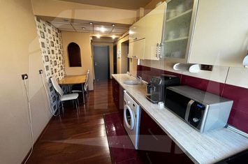 Apartament 3 camere de vanzare CLUJ-NAPOCA - Cluj anunturi imobiliare Cluj
