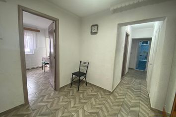 Apartament 3 camere de vanzare FALTICENI - Suceava anunturi imobiliare Suceava
