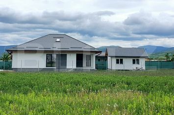 Casă - 5 camere de vanzare CARPINIS - Brasov anunturi imobiliare Brasov