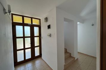 Vilă - 10 camere de vanzare IASI - Iasi anunturi imobiliare Iasi
