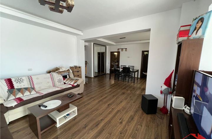 Apartament 3 camere de vanzare NORD - Vrancea anunturi imobiliare Vrancea