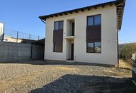 144.000 €, Vilă