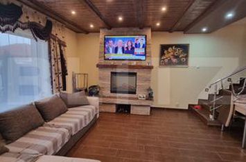 Casă - 3 camere de vanzare SATU MARE - Satu Mare anunturi imobiliare Satu Mare