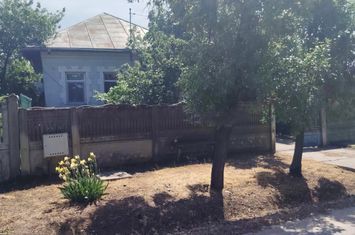 Casă - 4 camere de vanzare CRAIOVA - Dolj anunturi imobiliare Dolj