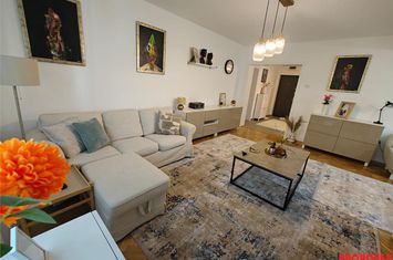 Apartament 3 camere de inchiriat ULTRACENTRAL - Bacau anunturi imobiliare Bacau