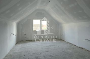 Cladire individuala/pensiune in Curtici, zona centrala. anunturi imobiliare Arad