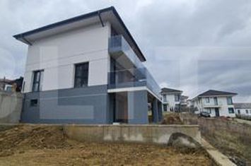 Vilă - 5 camere de vanzare DEZMIR - Cluj anunturi imobiliare Cluj