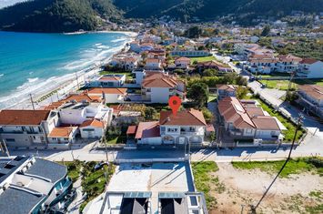 Mini-market 145 mp, Skala Potamias — 30 metri de mare anunturi imobiliare Grecia
