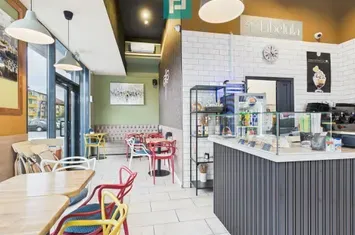 AFACERE PROFITABILĂ COFETĂRIE - FAST FOOD anunturi imobiliare Arad