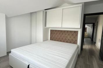Apartament 3 camere de inchiriat RADAUTI - Suceava anunturi imobiliare Suceava