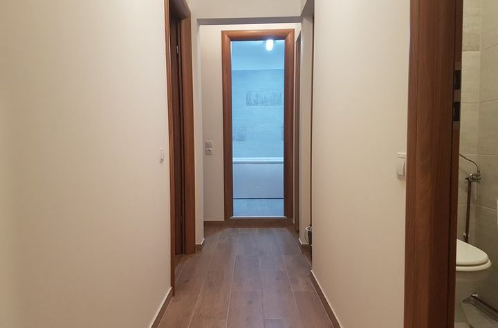 Apartament 3 camere de vanzare APARATORII PATRIEI - Bucuresti anunturi imobiliare Bucuresti