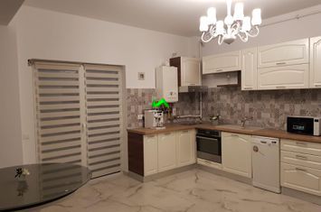 Apartament 3 camere de inchiriat HIPODROM 3 - Sibiu anunturi imobiliare Sibiu