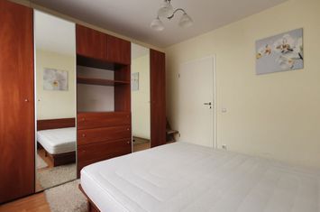 Campia Libertatii - Baba Novac 2 Camere Decomandat anunturi imobiliare Bucuresti