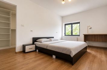 Apartament 3 camere de inchiriat CENTRU - Constanta anunturi imobiliare Constanta