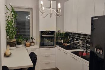 Apartament 3 camere decomandat Biruintei-metrou anunturi imobiliare Bucuresti