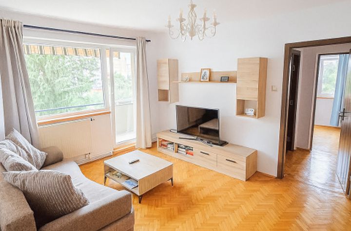 Apartament 2 camere de vanzare CENTRUL CIVIC - Brasov anunturi imobiliare Brasov