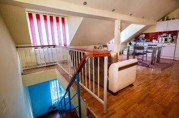 Apartament 3 camere de vanzare DOROBANTI - Timis anunturi imobiliare Timis