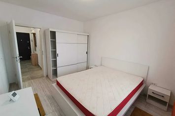 Apartament 2 camere de vanzare TRACTORU - Brasov anunturi imobiliare Brasov