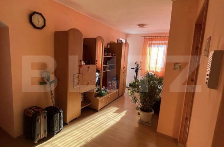 Apartament 3 camere de vanzare SIRET - Suceava anunturi imobiliare Suceava