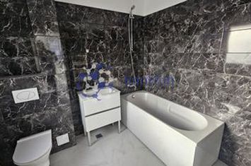 Apartament 3 camere Zona Poitiers anunturi imobiliare Iasi
