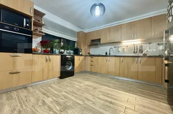 Apartament 3 camere de vanzare FLORESTI - Cluj anunturi imobiliare Cluj