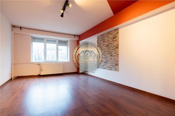 Apartament 3 camere de vanzare CALEA ARADULUI - Bihor anunturi imobiliare Bihor