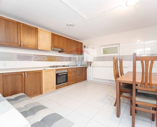 Apartament 5 camere Tatarasi, 150 mp