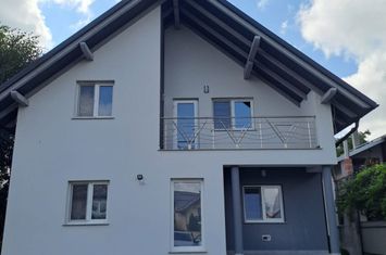 Vilă - 5 camere de vanzare RADAUTI - Suceava anunturi imobiliare Suceava