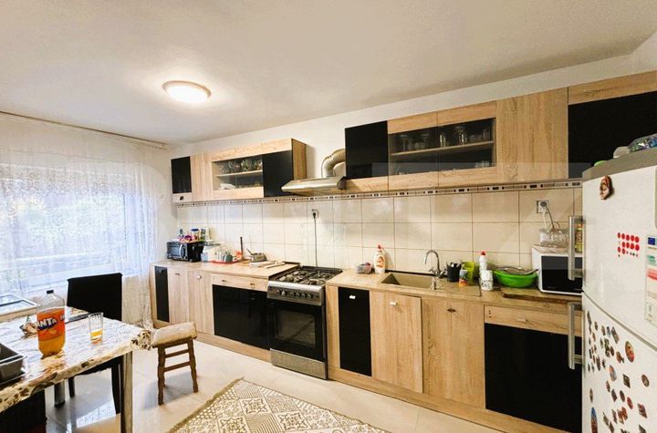Vilă - 5 camere de vanzare COJOCNA - Cluj anunturi imobiliare Cluj