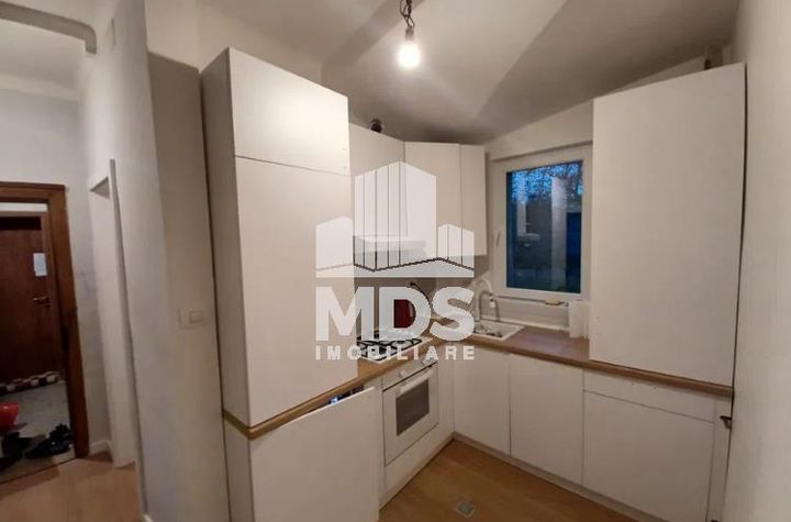 Apartament 3 camere de vanzare ODOBESCU - Timis anunturi imobiliare Timis