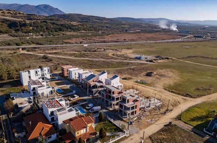 Apartament parter 63,63 mp — Paralia Ofriniou anunturi imobiliare Grecia