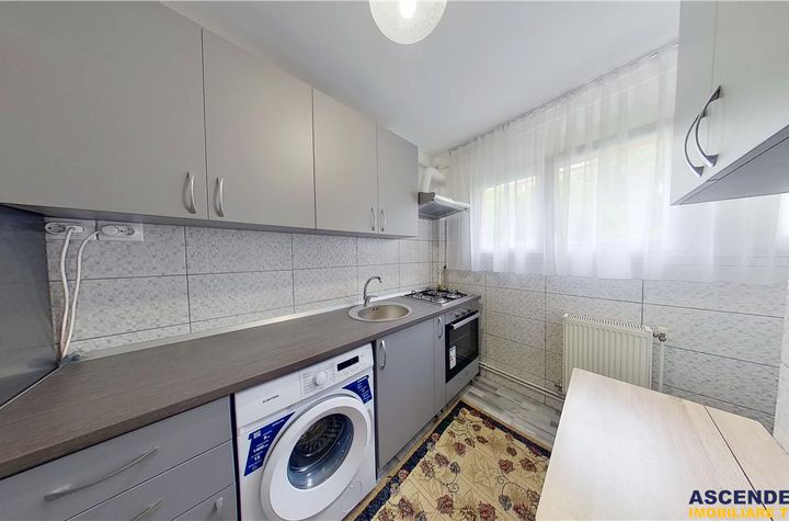 Apartament 2 camere de vanzare ASTRA - Brasov anunturi imobiliare Brasov