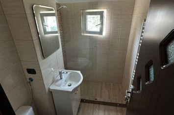 Apartament 3 camere de inchiriat CALEA BUCURESTI - Dolj anunturi imobiliare Dolj