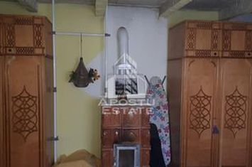 Casa individuala cu 3 camere in Curtici. anunturi imobiliare Arad