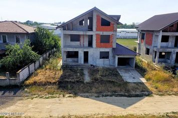 Pantelimon - Padurea Cernica, Vila 4 dormitoare, 3 bai, teren 420 mp anunturi imobiliare Bucuresti