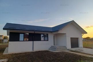 Casă 4 cam de vânzare Giurgiu - Sabareni