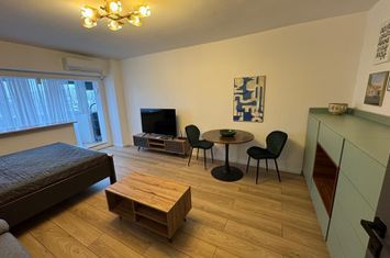 Inchiriere garsoniera luminoasa mobilata/utilata boiler Stirbei Voda anunturi imobiliare Bucuresti