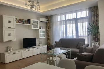 Apartament 2 camere de vanzare CALARASILOR - Bucuresti anunturi imobiliare Bucuresti
