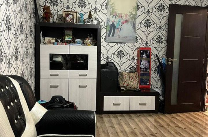 Apartament 3 camere de vanzare TITAN - Bucuresti anunturi imobiliare Bucuresti
