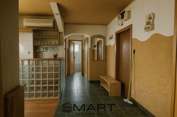 Apartament 2 camere de vanzare NUFARUL - Bihor anunturi imobiliare Bihor
