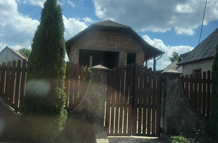 Teren si casa - Sapanta , Jud. Maramures anunturi imobiliare Maramures