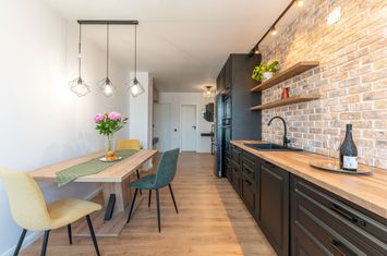 0 % comision, Apartament ultrafinisat, garaj cu acte inclus-Zorilor anunturi imobiliare Cluj